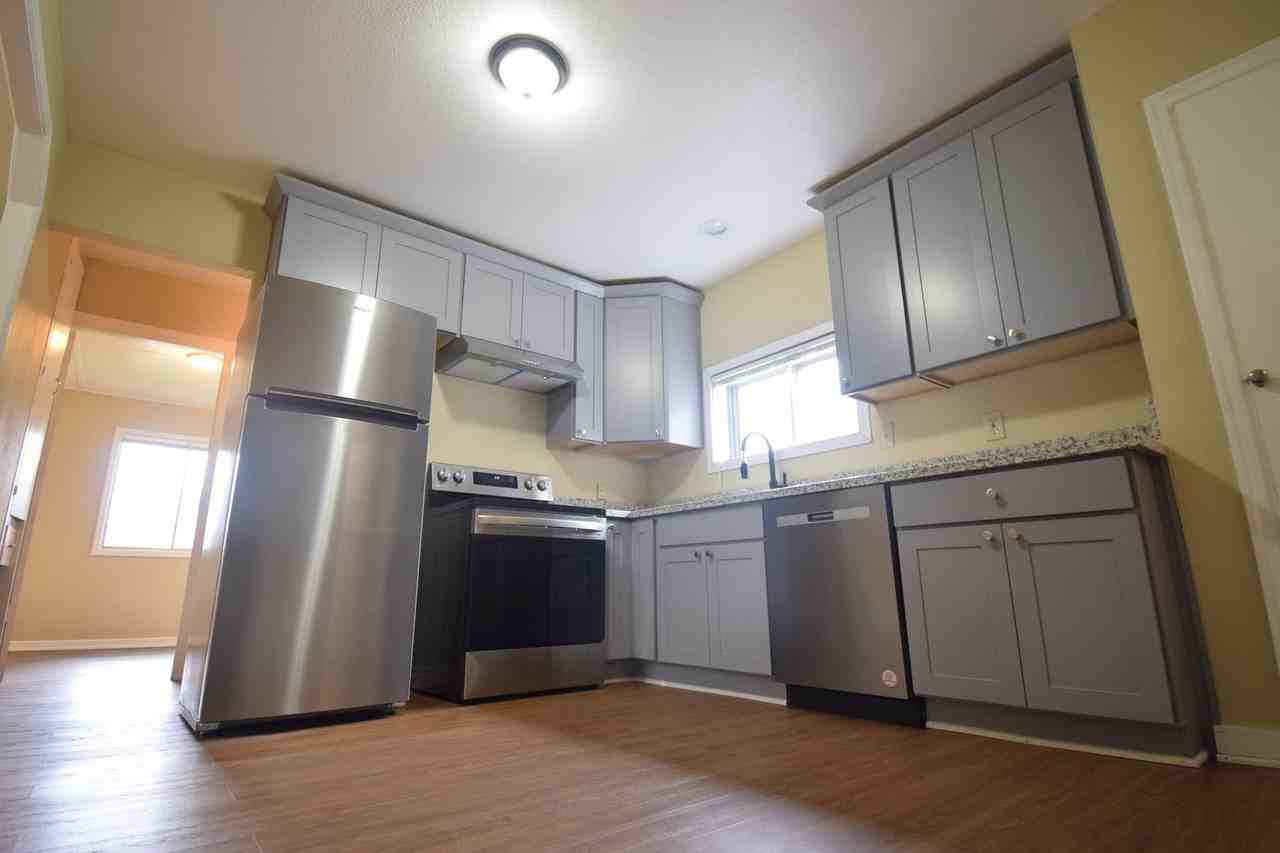 12765 Se 24th Ave - Photo 2 of 19