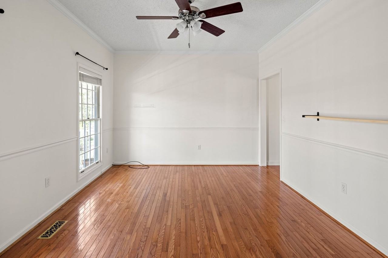 15 Moriah Lane - Photo 7 of 33