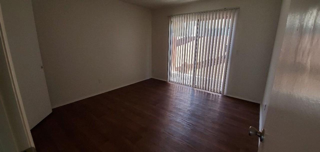 Waterstone Garden (wat117) - Photo 2 of 8