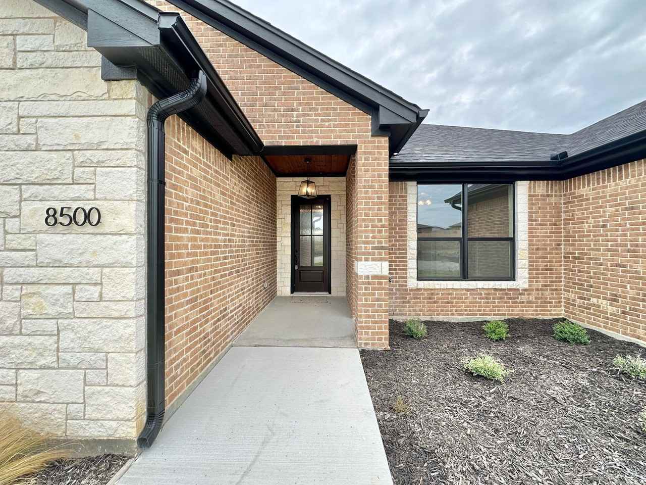 8500 Kasen Ave - Photo 2 of 50