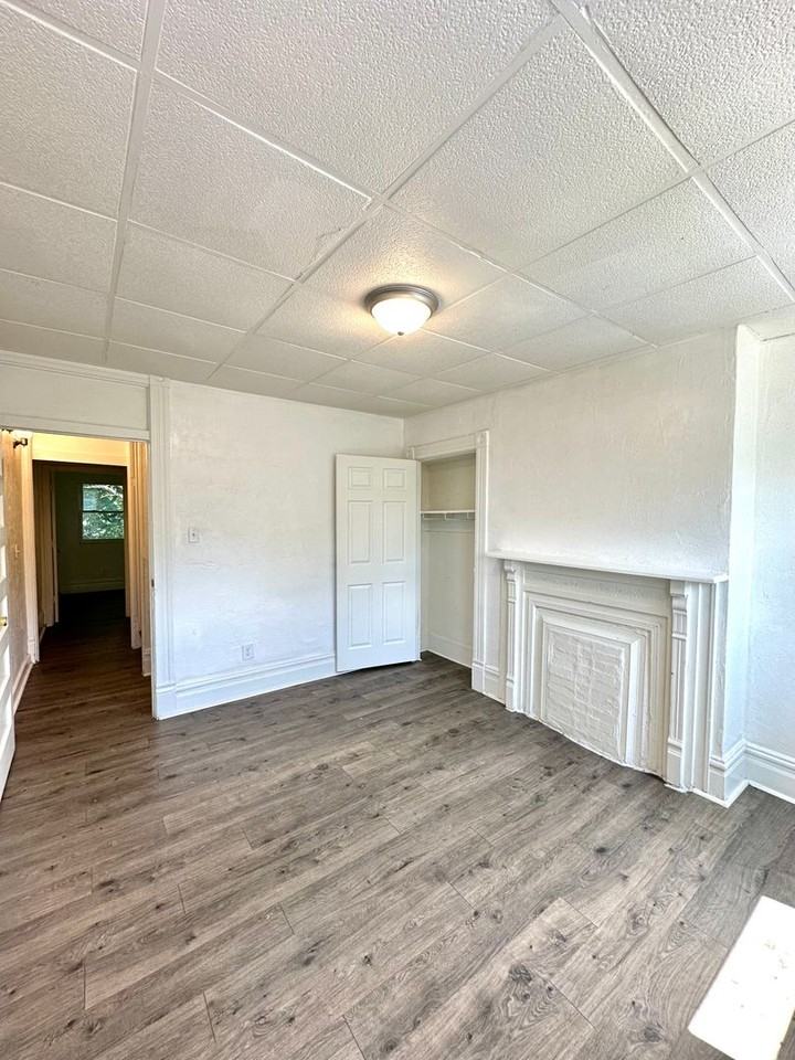 5211 Lytle Street - Photo 6 of 13