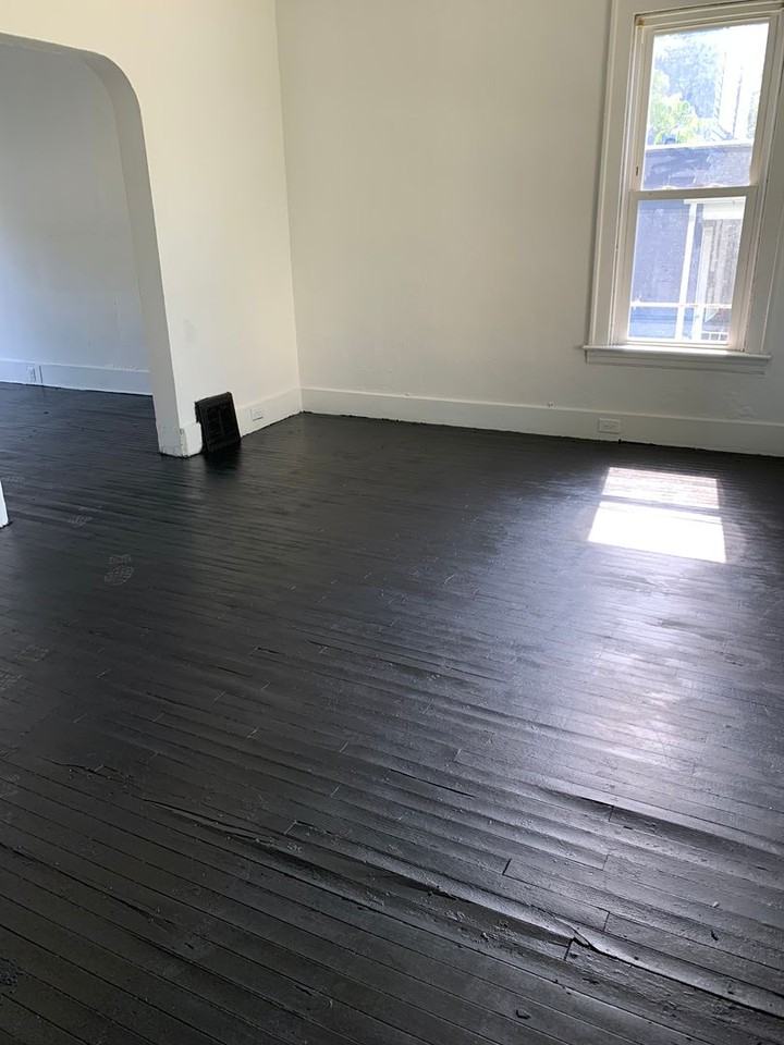 1505 Oregon Ave - Photo 2 of 14