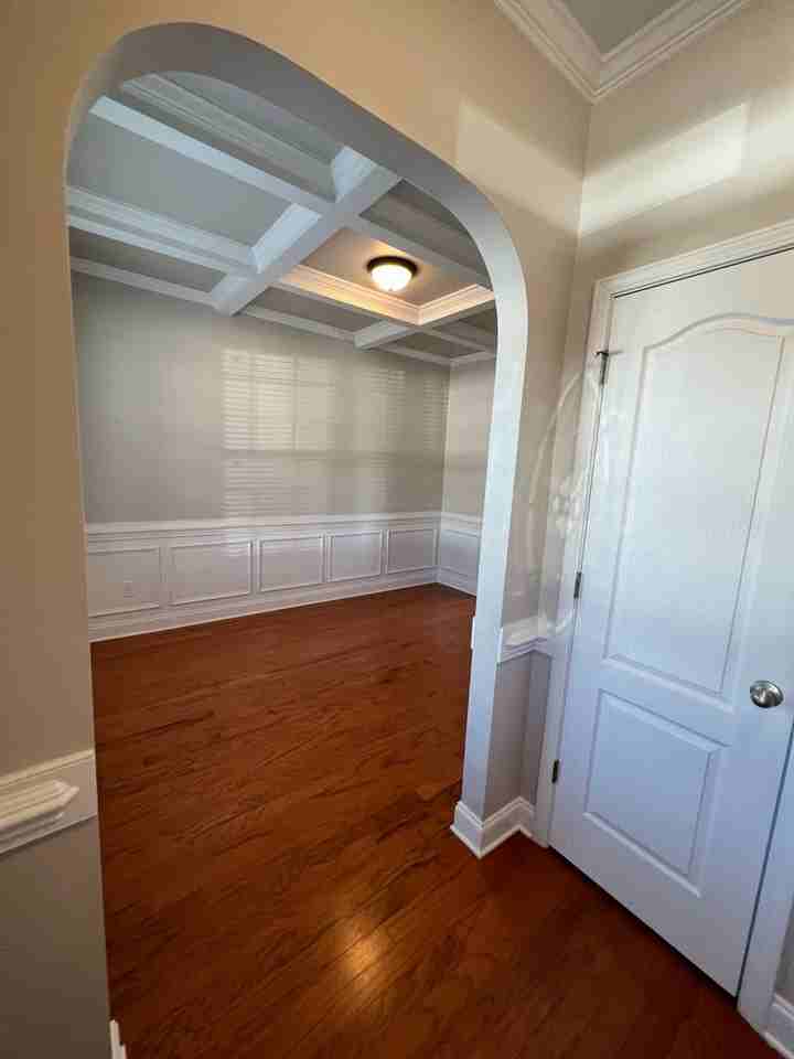 121 Sedgefield Dr - Photo 2 of 24