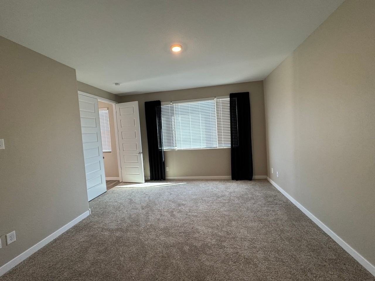 2048 W Sienna Bouquet Pl - Photo 7 of 20