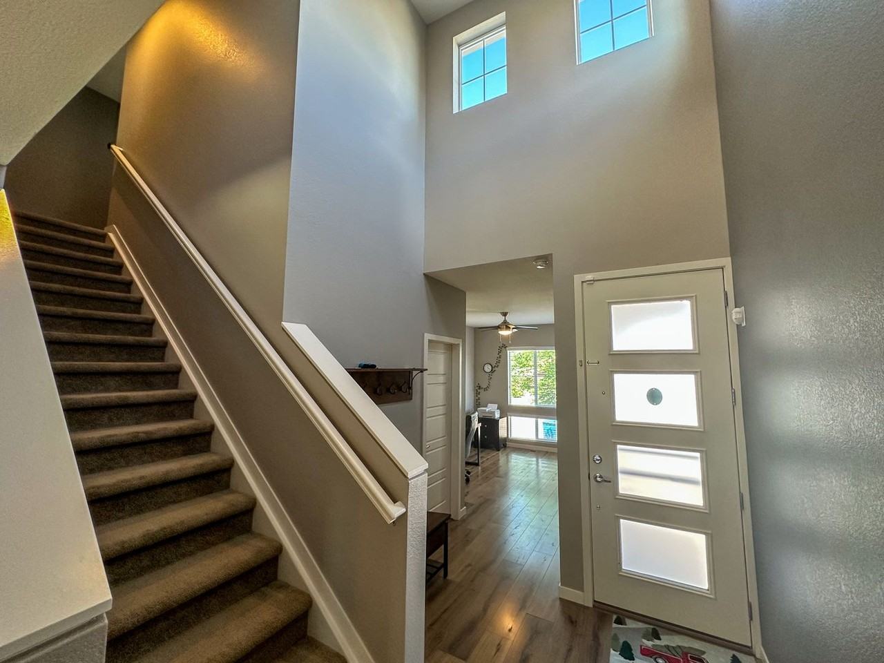 14035 Touchstone St - Photo 3 of 37