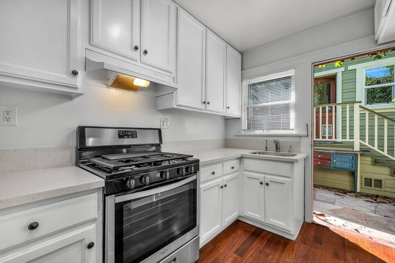 660 Ocean Park Blvd #B - Photo 7 of 14