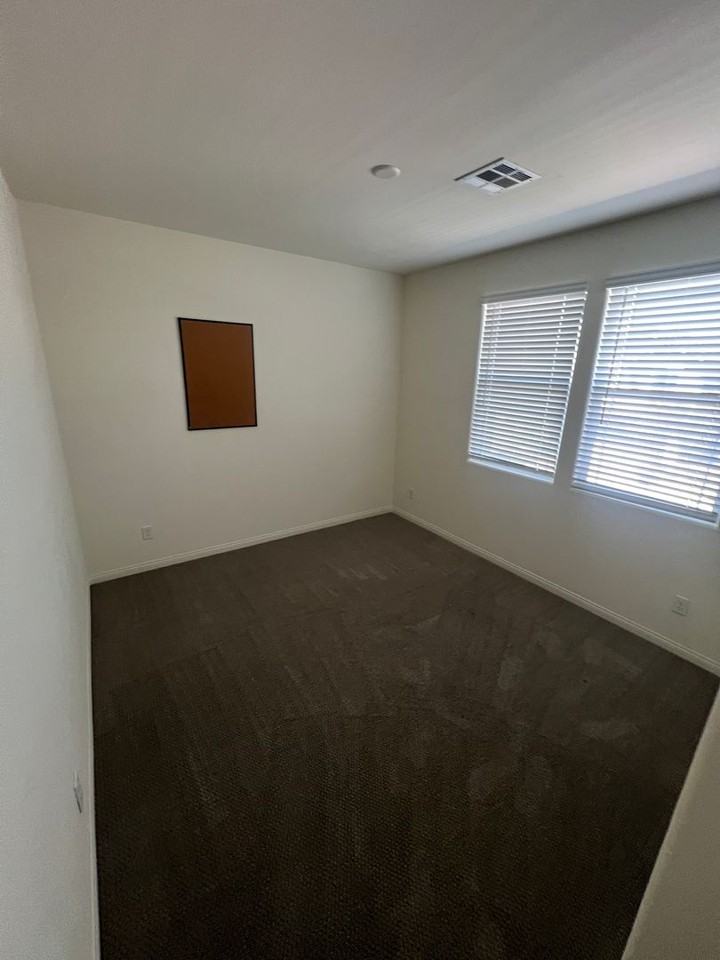 742 Cottonwood Hill Pl - Photo 5 of 16