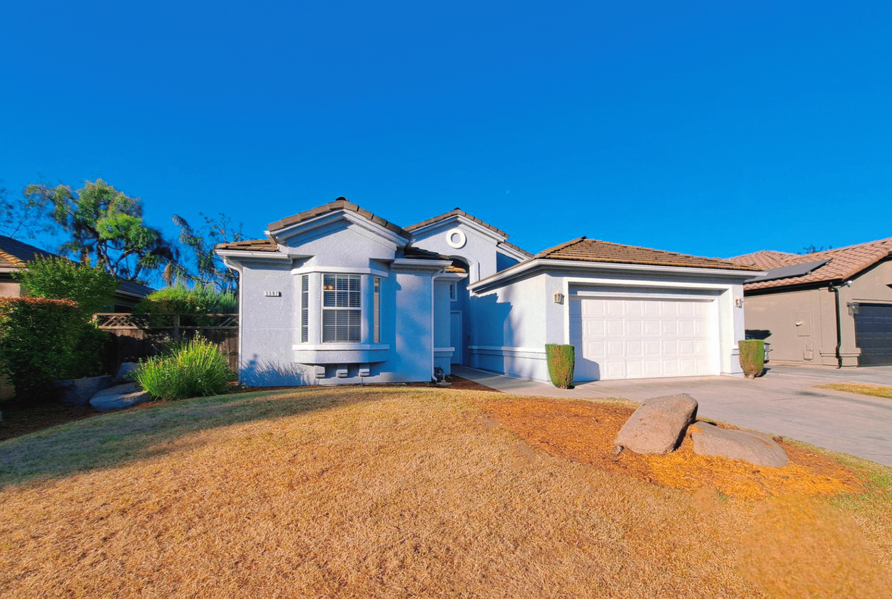 5597 W Decatur Ave - Photo 3 of 24