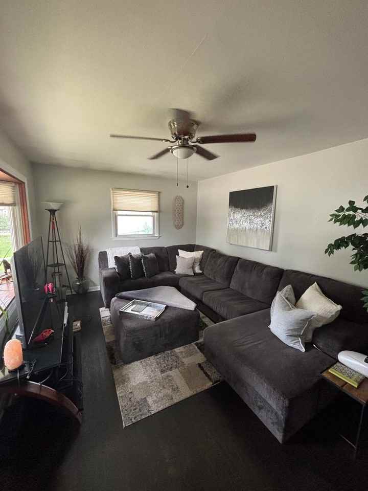 10331 W Caldwell Ave - Photo 2 of 19