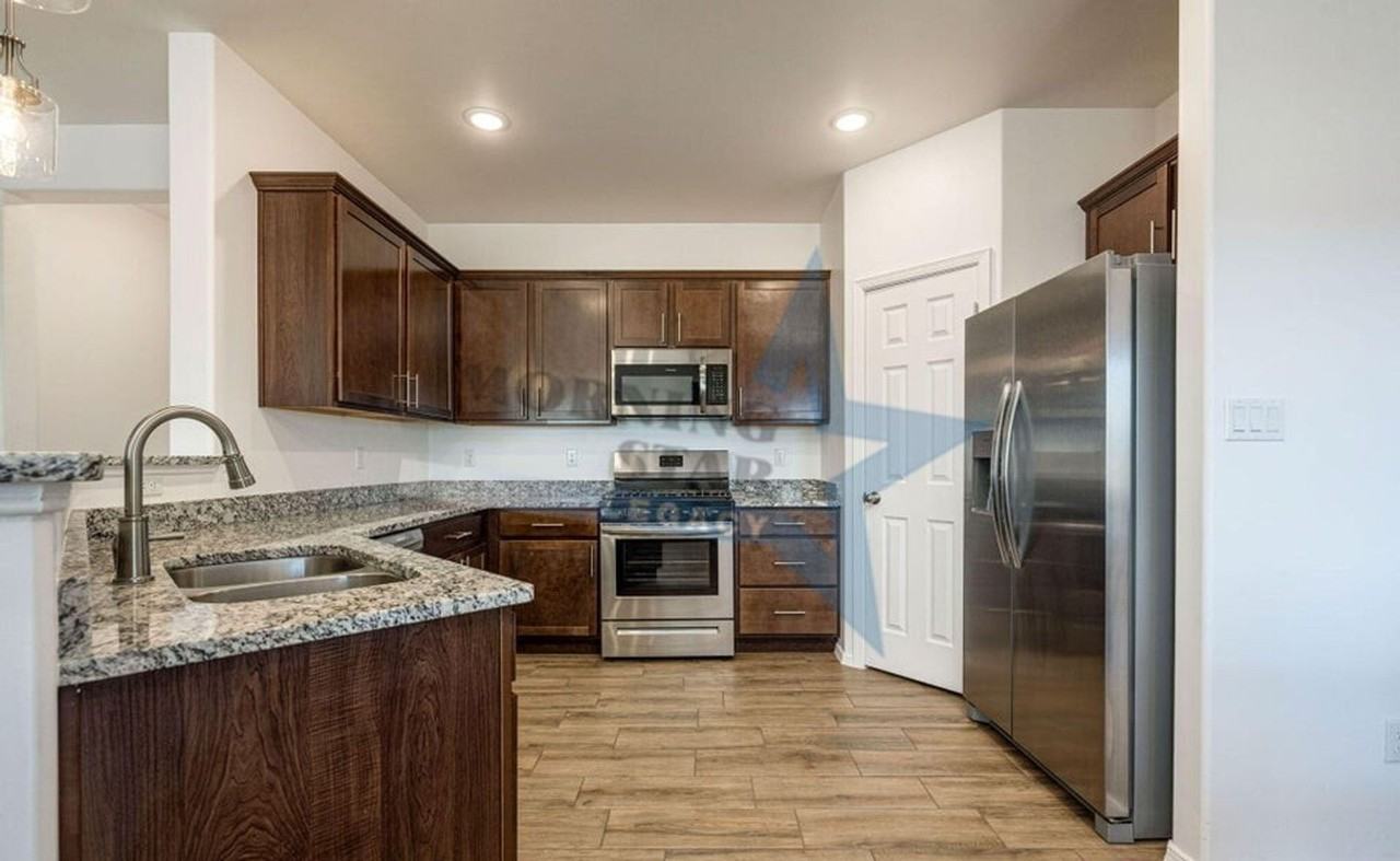 7100 Aretha Way - Photo 3 of 22