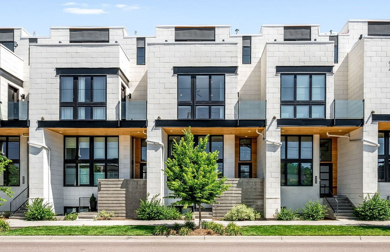 4263L E 8th Ave - Photo 2 of 40