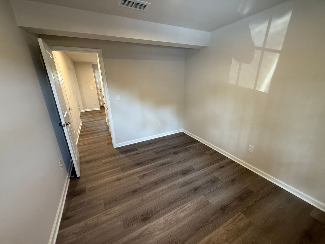 2159 Primm Farms Dr - Photo 2 of 26