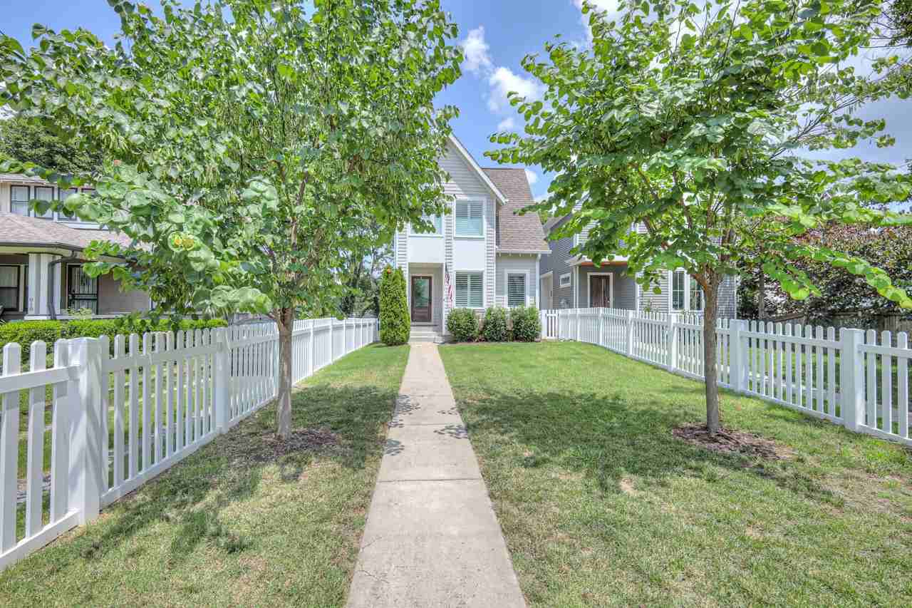 816 Benton Ave - Photo 4 of 49