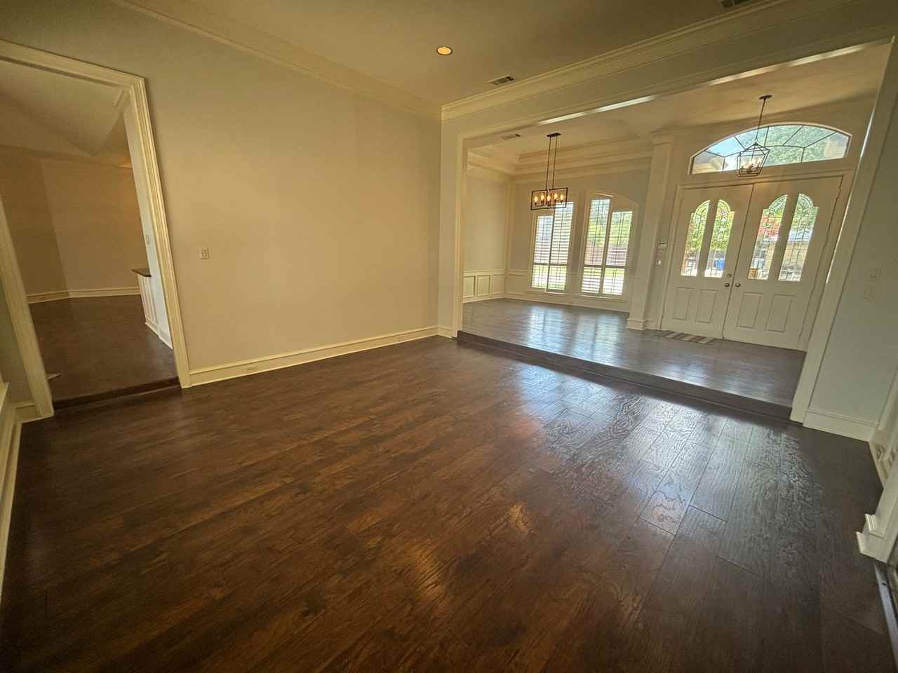 4319 Briargrove Ln - Photo 3 of 29