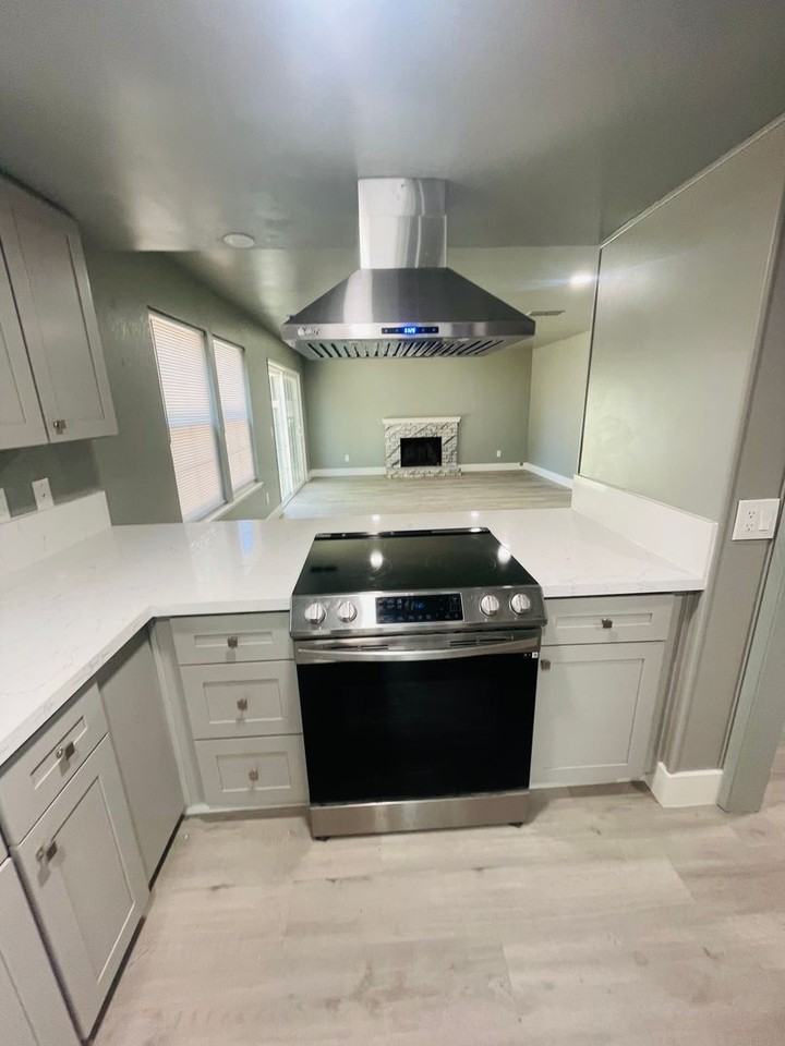 1085 Piedmont Dr - Photo 6 of 17