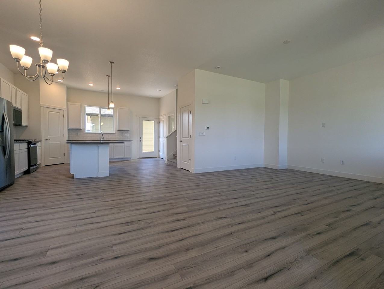 6109 Zebulon Pl - Photo 6 of 49