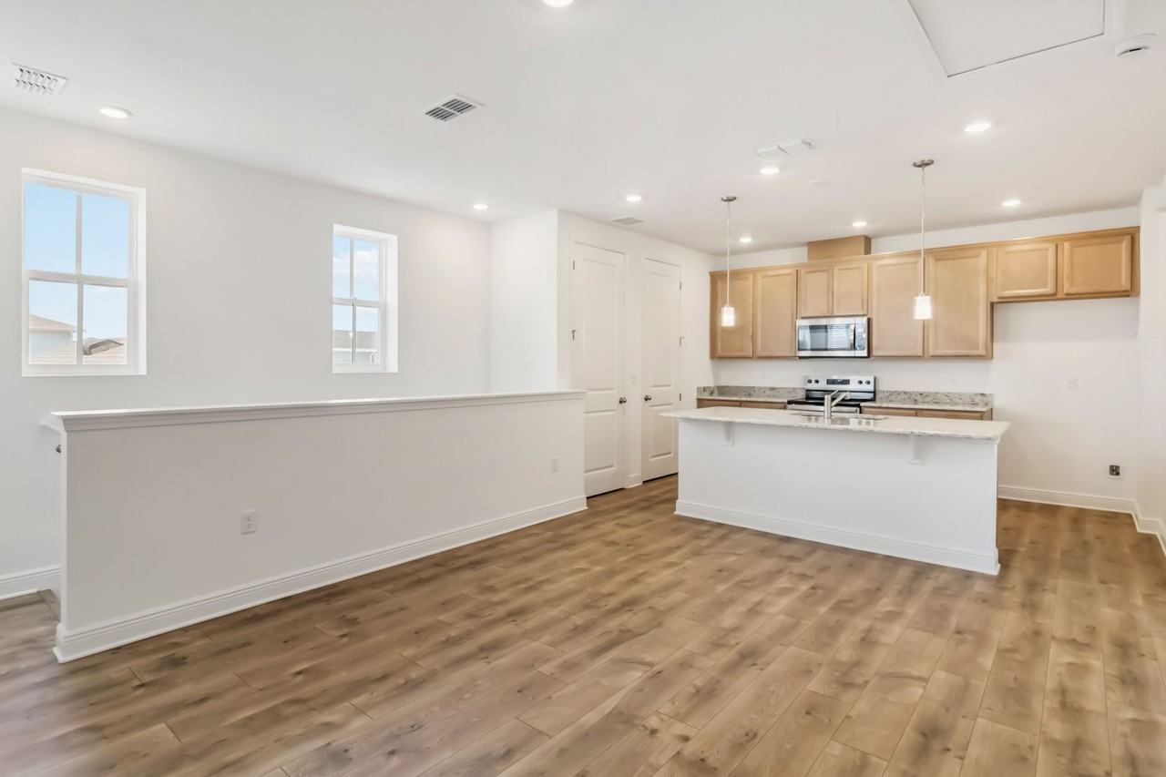 10388 Bragg Aly - Photo 7 of 27