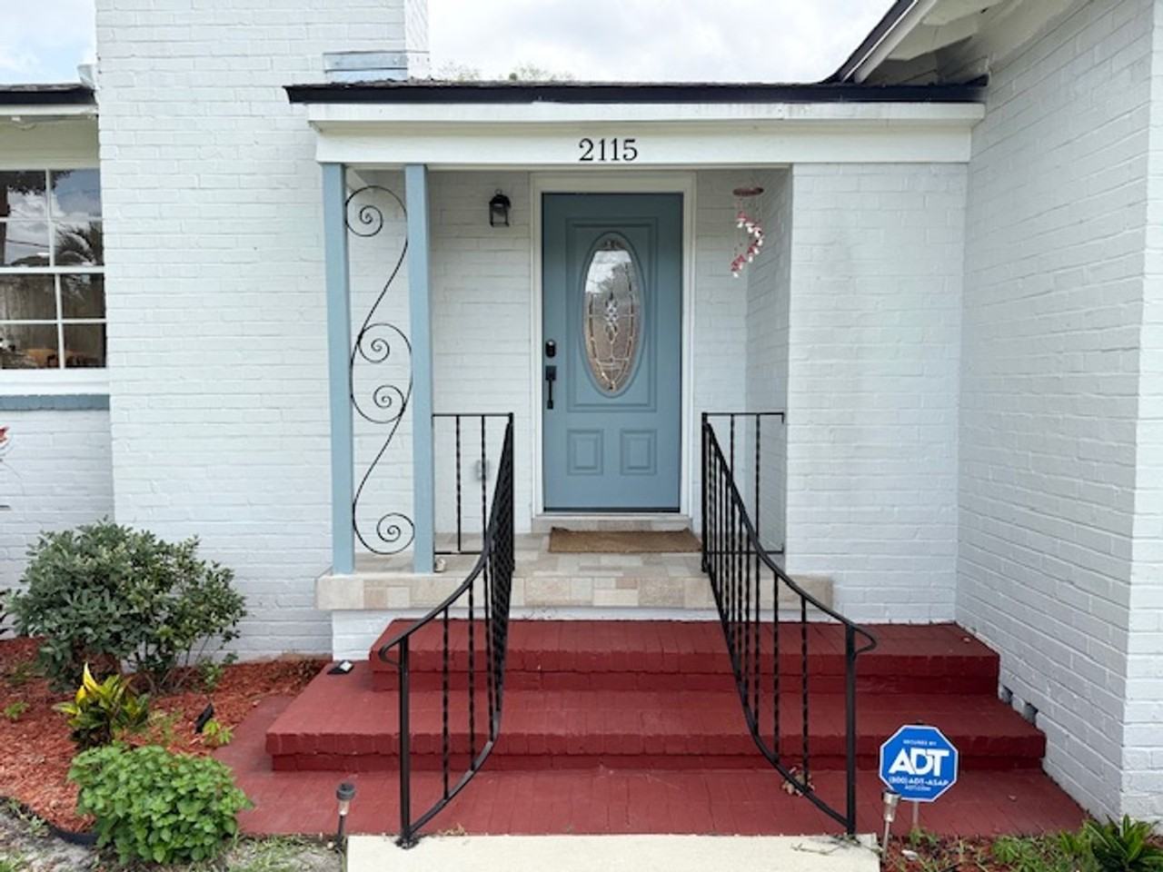 2115 Traymore Rd - Photo 2 of 32