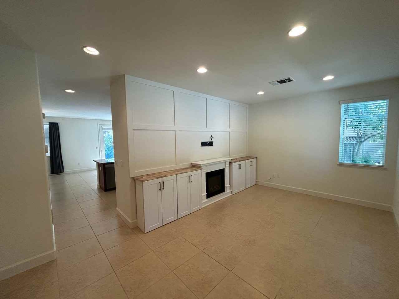 462 E Main Ave - Photo 3 of 18