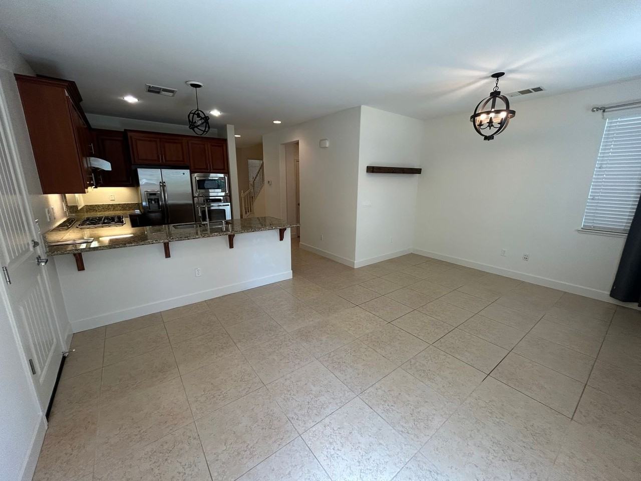 462 E Main Ave - Photo 6 of 18