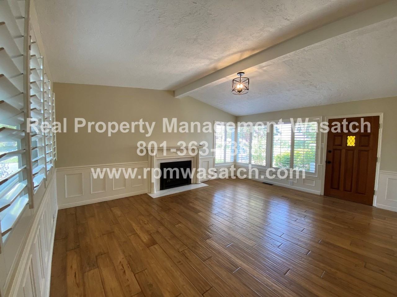 7089 S 2825 E - Photo 6 of 39