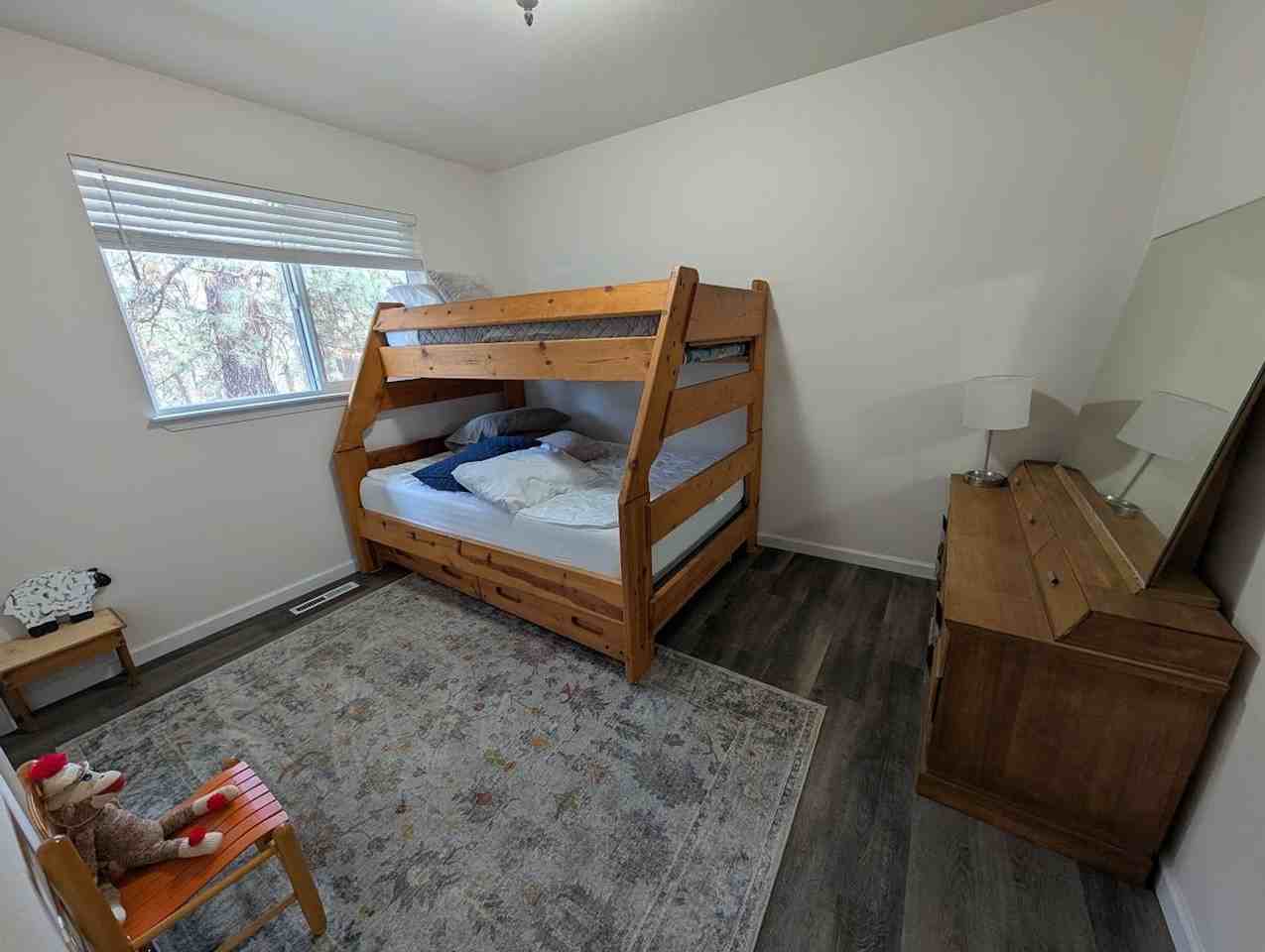 719 Camas Dr - Photo 7 of 21