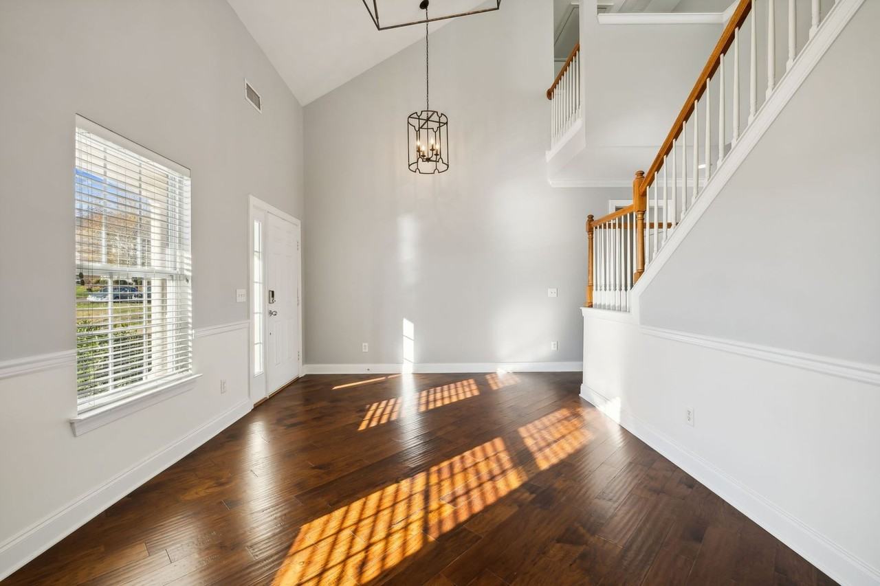 524 Pennystone Dr - Photo 7 of 50