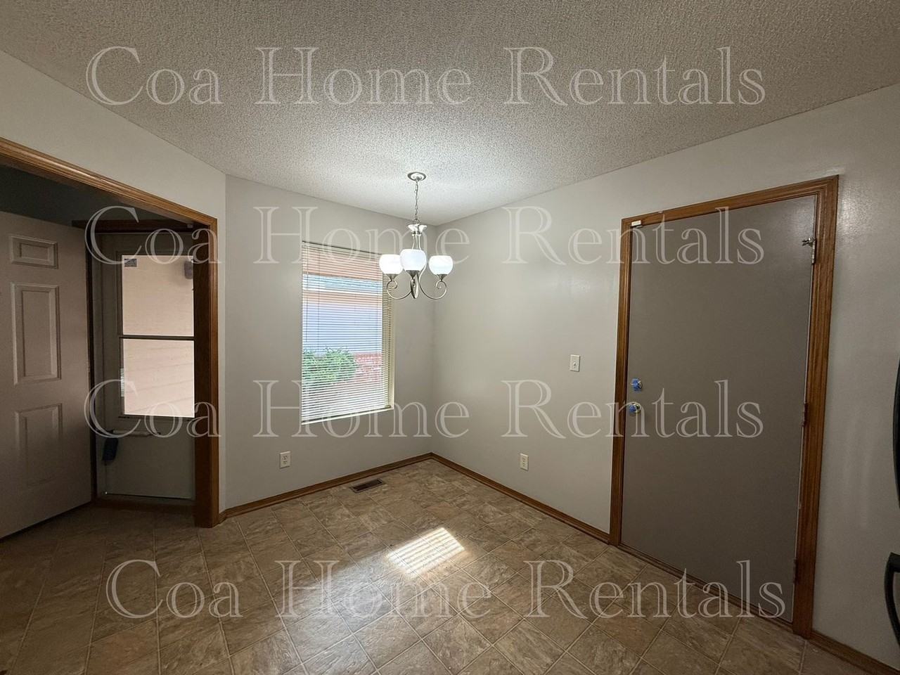 7509 W Cornelison Cir - Photo 3 of 25