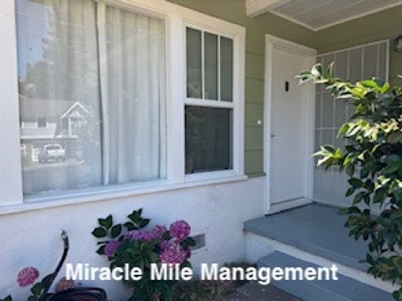 2443 5th Ave - Photo 2 of 20