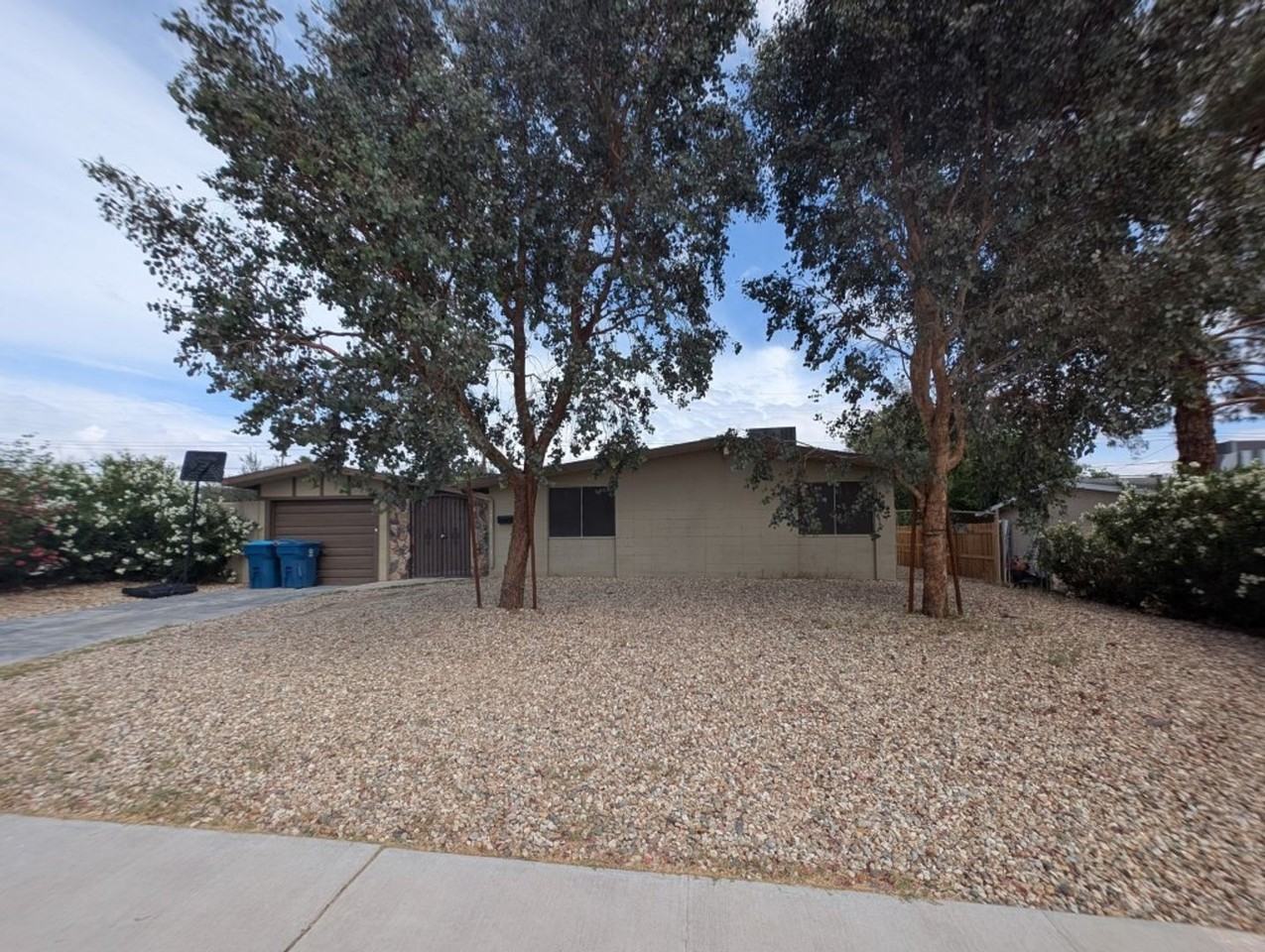 1956 Golden Arrow Dr - Photo 2 of 25