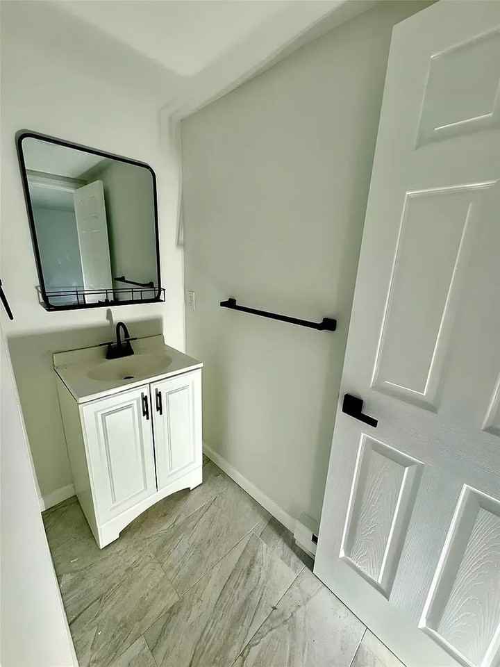 586 Route 23 LLC - Photo 3 of 7