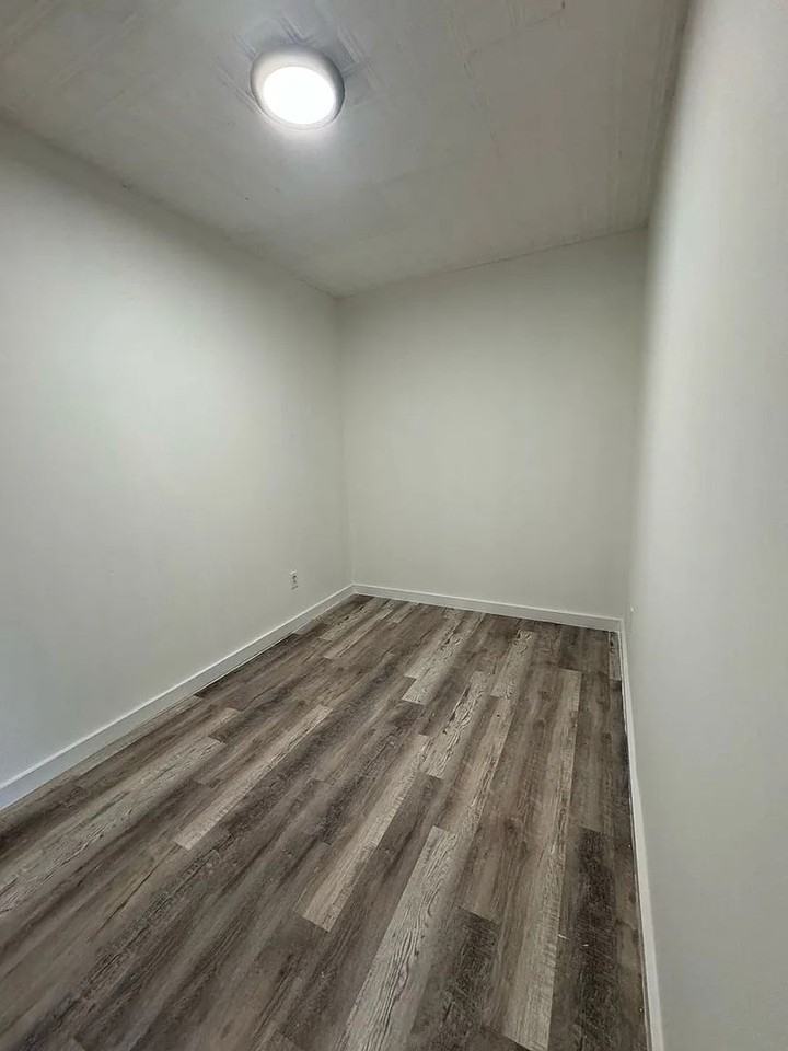 586 Route 23 LLC - Photo 6 of 7