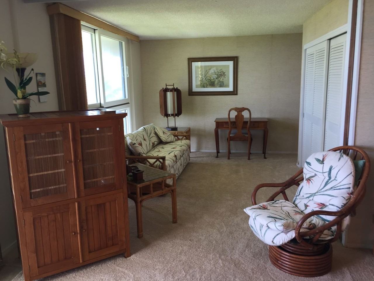 2405 Kalanianaole St #507 - Photo 7 of 11
