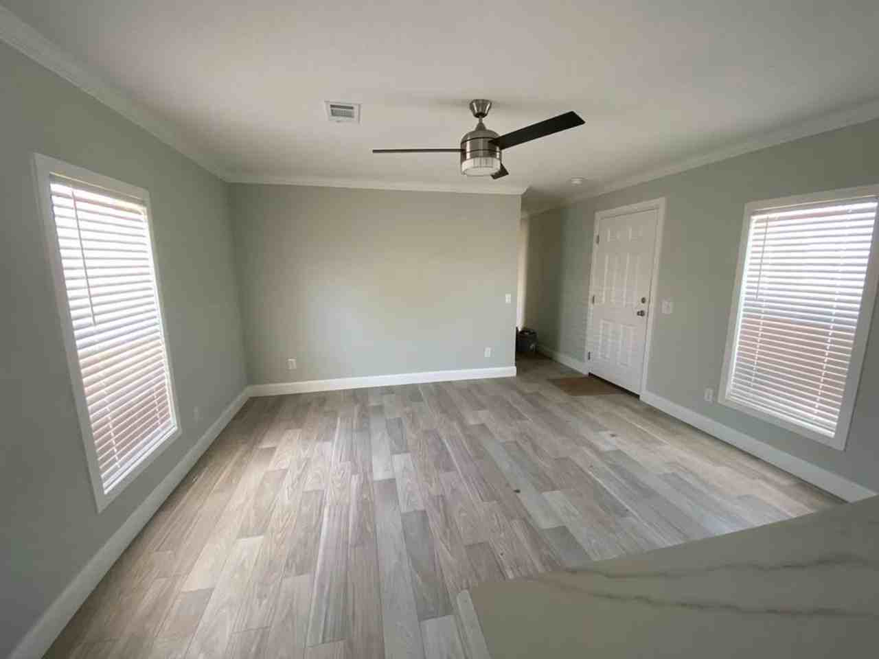 3120 Minnesota Ave. - Photo 2 of 18