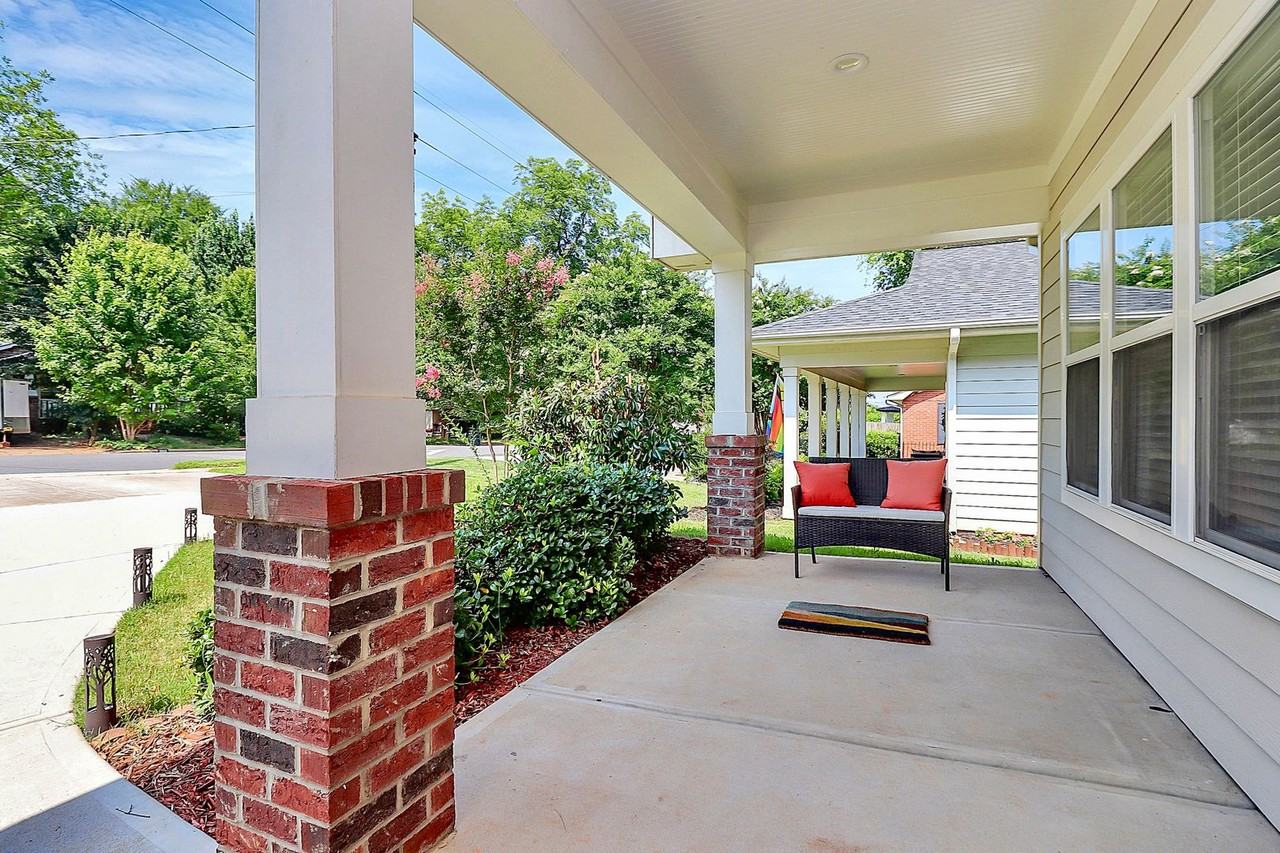 2508 Booker Ave - Photo 3 of 23