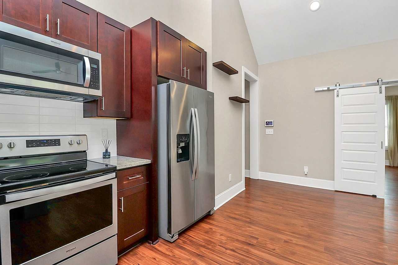 2508 Booker Ave - Photo 5 of 23