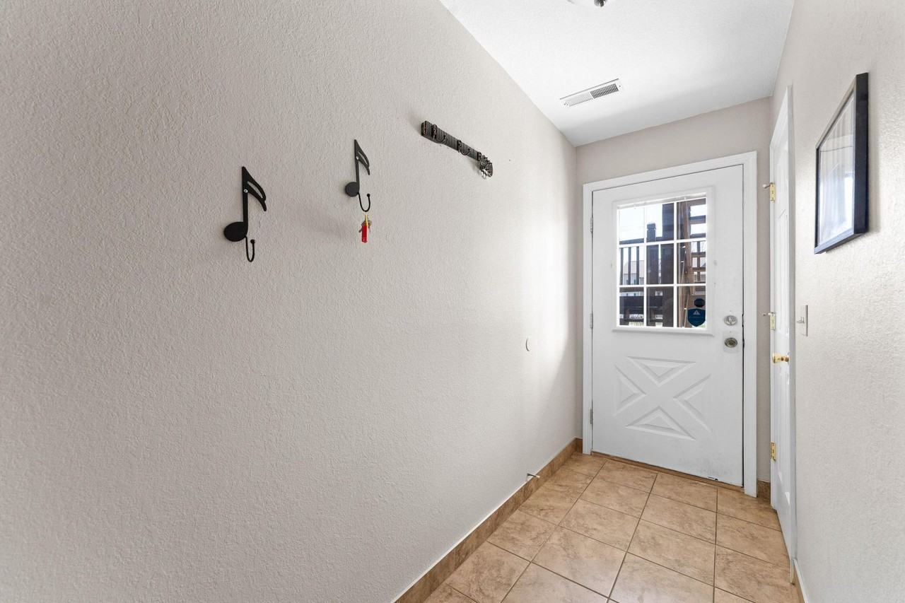 570 Abby Ln #2 - Photo 3 of 7