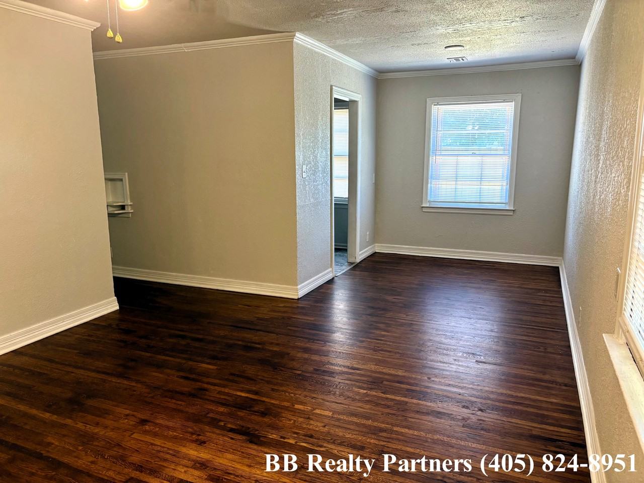3928 E 2nd St #NA - Photo 2 of 12
