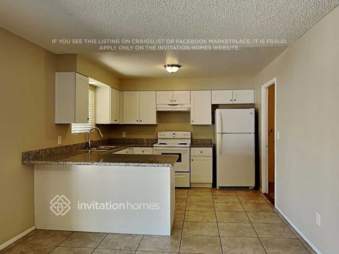 7140 W North Ln - Photo 7 of 17