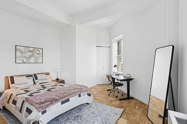 Exchange Pl #20X2801 - Photo 4 of 20