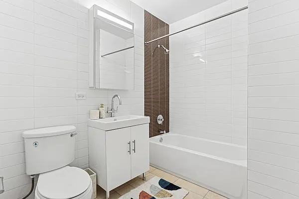 Exchange Pl #20X624 - Photo 5 of 20