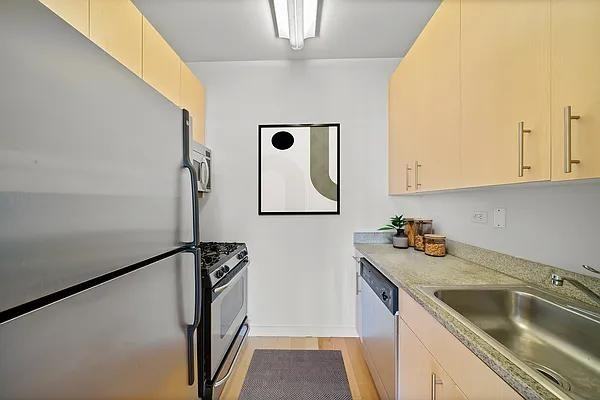 Washington St #25L - Photo 2 of 20