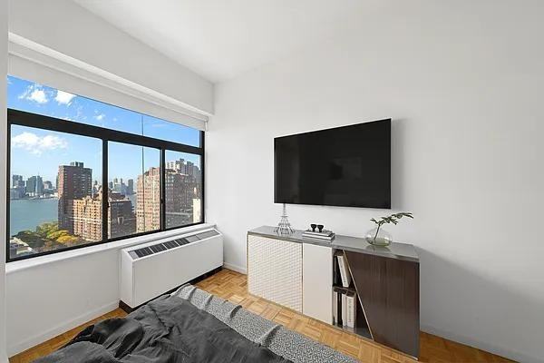 Washington St #26F - Photo 2 of 20