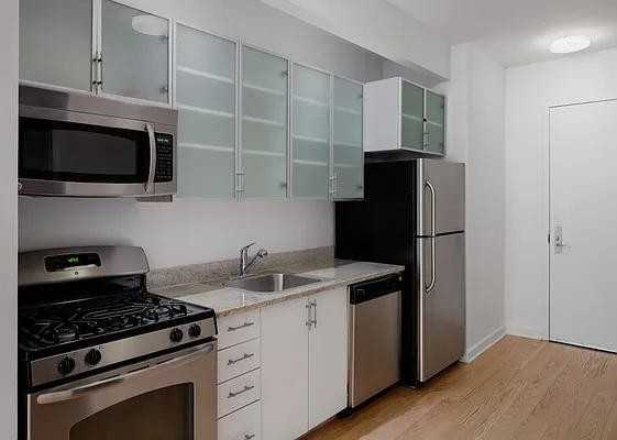 Wall St #14F - Photo 2 of 8