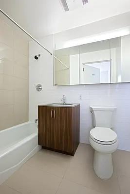 Front St #4B - Photo 5 of 20