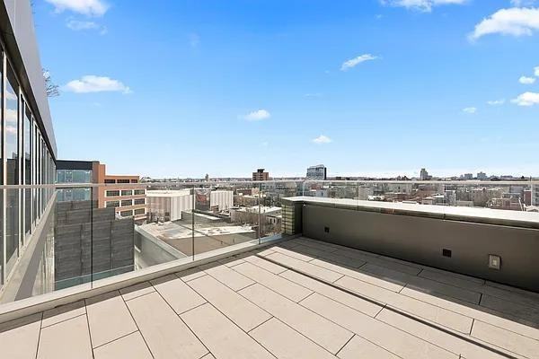 Noll St #822 - Photo 2 of 20