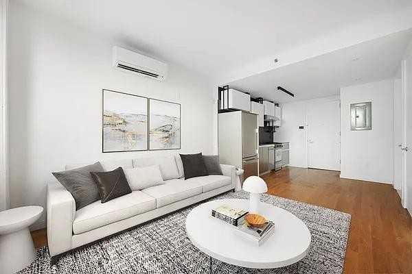 Noll St #454 - Photo 3 of 20