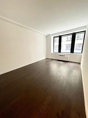 Maiden Ln #621 - Photo 3 of 18