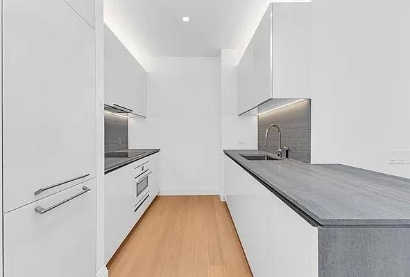 Wall St #2110 - Photo 3 of 7