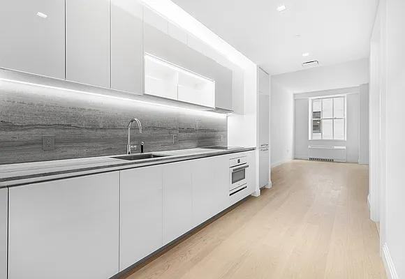 Wall St #1032 - Photo 3 of 20